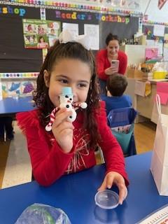 Mrs. Mittleman's class makes snowglobes